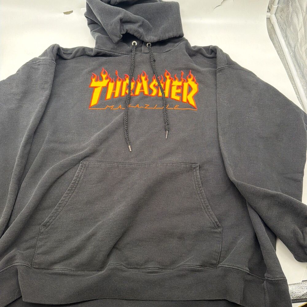 Y2K Thrasher Hoodie Mens Large Black Faded Flames Logo Skater Boxy Grunge